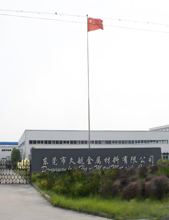 潔臣士科邁柯洗地機，走進車間，領略工業場景清潔利器